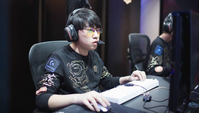 色定位中完 色定位中完