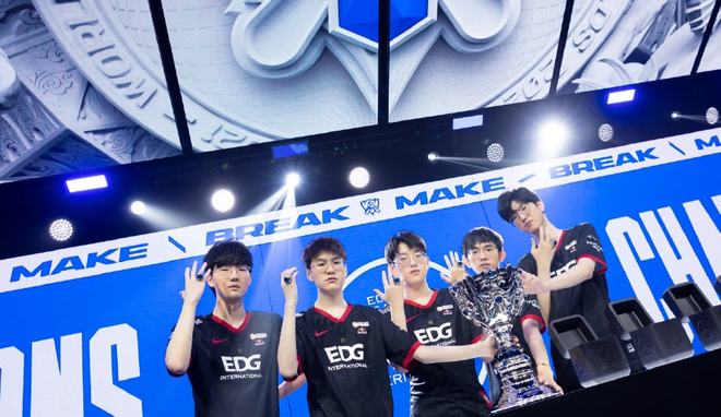 图伊在训练 图伊在训练