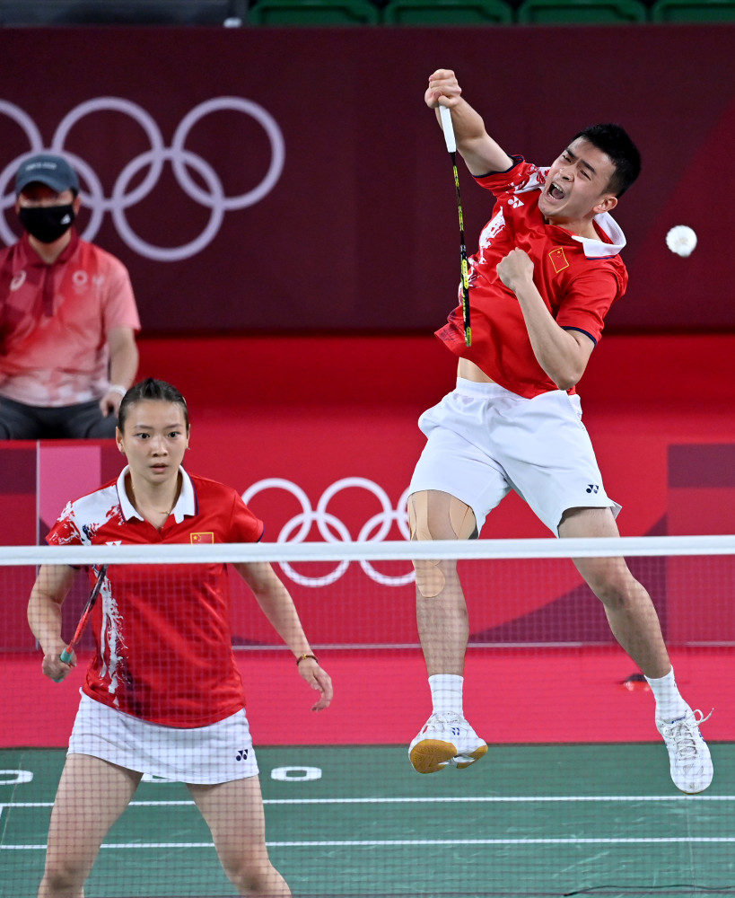 相比之下 相比之下