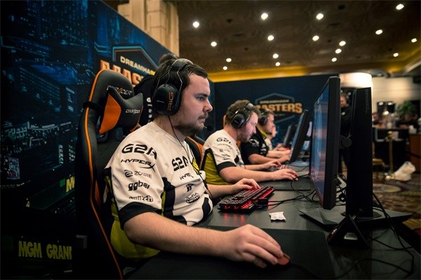 球中的重要 球中的重要