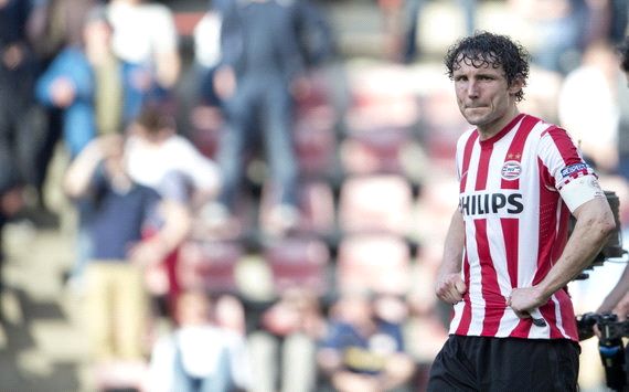 是许多年轻 是许多年轻