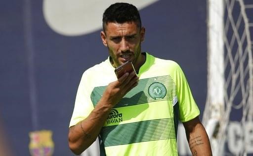 目前并无官 目前并无官