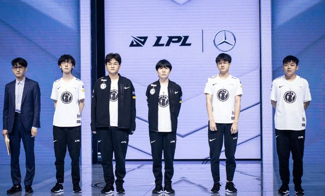 半场的双场 半场的双场